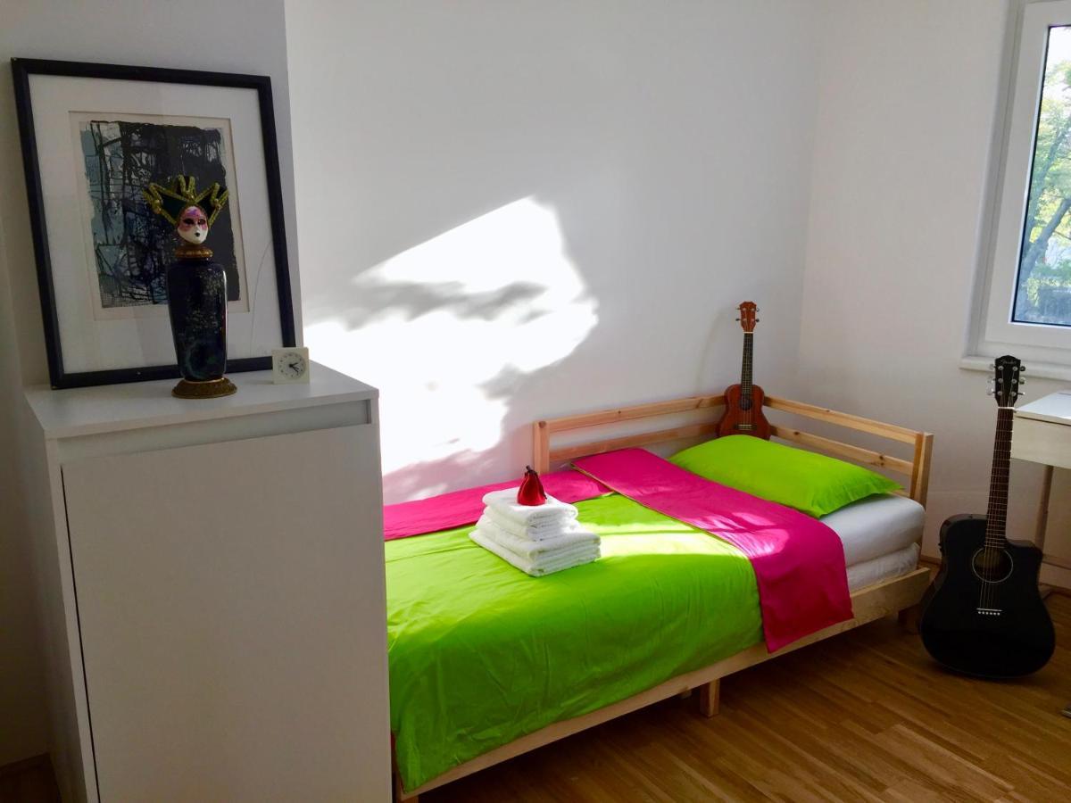Cozy Danube Room - 15 Mins To Downtown Wiedeń Zewnętrze zdjęcie